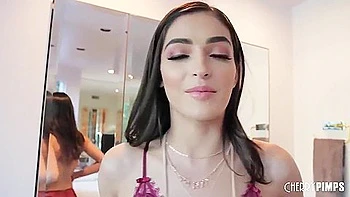 Emily Williss Real Boobs Action By