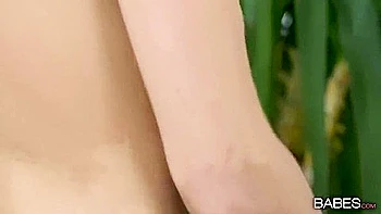 Gambling Emily Thorne At Cowgirl Xxx