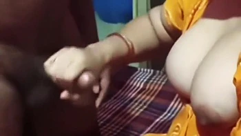 Indian Village Girl Enjoy Couple Sex