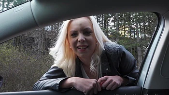 A couple fucked in leather clothes, with intense pussy licking