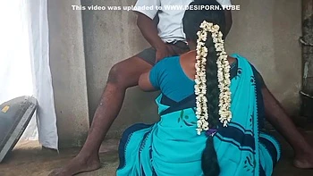 Tamil Beauty House Wife Blowjob