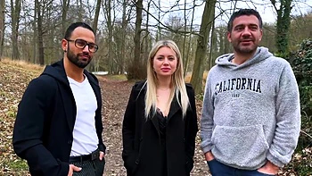 Aurora, 39, offers a sequel to her adventures... - Jacquie et Michel TV