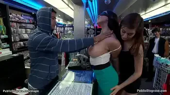 Big ass beauty fisted in public