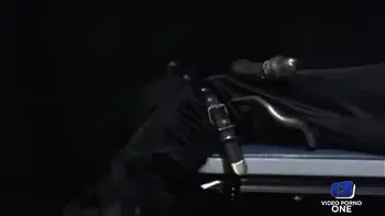 Claudine est une bonne salope qui aime être observé quand elle baise