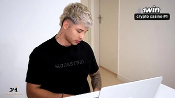 Inefficient Secretary Pays Her Colombian Boss With Her Pussy - Almendra Gala, Danner Mendez And Pussy Boss