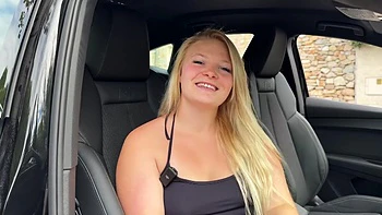 Stella, 29, shares a man with two other naughty girls! - Jacquie et Michel TV