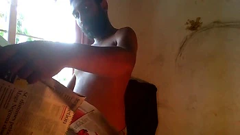 Sri Lankan Maid Offering Morninh Tea And News Paper