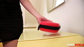 Italian beauty Valentina Nappi gives a blowjob and is banged in her butt GP1346