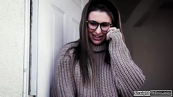 Mia Moore And Paige Owens - I Want To Take Your Virginity Right Now