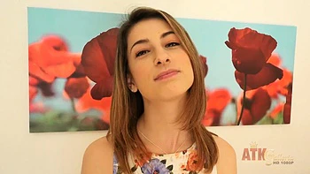 Kristen Scott can t handle cumming without a shaft to play with by ATK Galleria: Porn