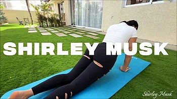 My Boss's Young Wife Just Want To Teased Me. Her Killer Body