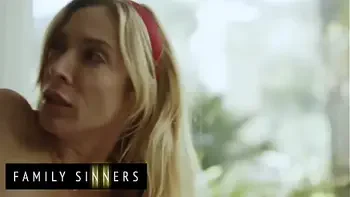 (Aiden Ashley) Has Multiple Orgasms While Riding Her Stepbrother's (Tommy Pistol) Cock - Family Sinners