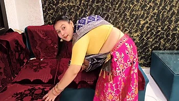 Beautiful Puja Bhabhi Fuck With Indian Hunter