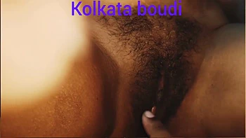 Kolkata Boudi Hotel Room