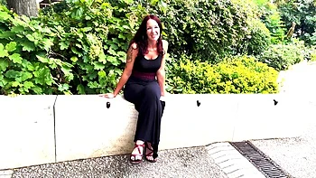 Katy's new nocturnal follies... - Jacquie et Michel TV