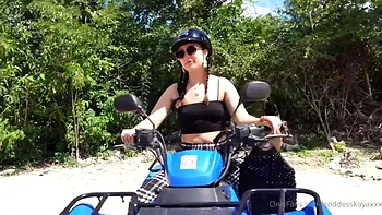 Bjoob: Blowjob, Doggy  Cowgirl Porn