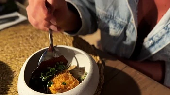 Sylvia's dreams are hot! - Jacquie et Michel TV