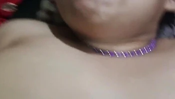 Hot Desi Indian Couple First Golden Night Sex