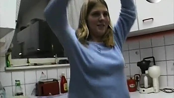 Casting Girl Shaves His Pussy While Filming