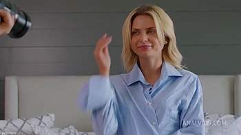 Beverly Hillson Needs It Hands-On