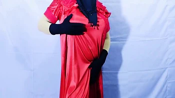 Bangladeshi Beautiful Hot Housewife Having Sex And Dancing Inside The Room