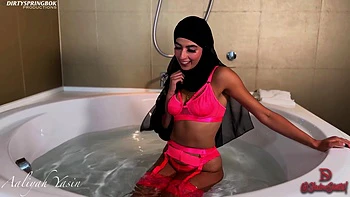 Aaliyah Gags On Shadow’s Dick In Steamy Amsterdam Fuckfest!