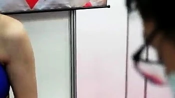 Omege japanese girl with big boobs on cams