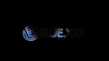 SARINAANDROBIN   Robin and Mia Macana