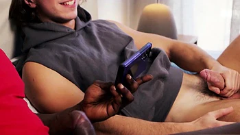 Harrison Feels and Occitan Prince naughty sex