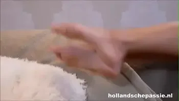 Blonde Jolynn wil zijn grote pik