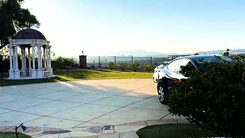 Blondie MILF Gigi Dior Fucked Outdoor By Foot Fetish Guy