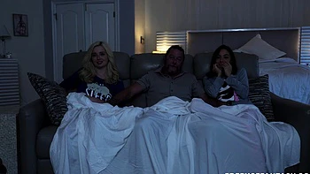 Freeuse Fantasy-Weekend Sleepover with Lexi Lore and Dani