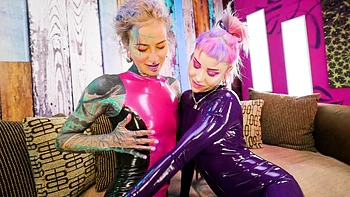 Tattooed trans Lily Lu gets two fists up her ass