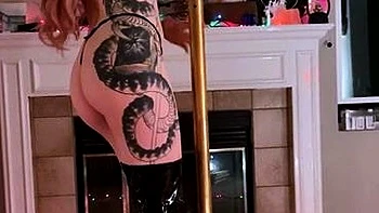 Amateur Webcam Babes Going Solo