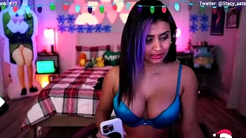 European amateur redhead masturbates on webcam