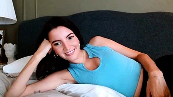 Amateur Blonde Teen Plays Solo with Toy Webcam Porn