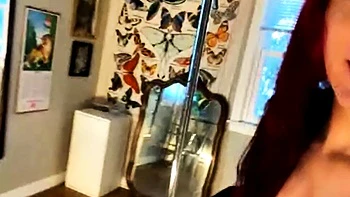 Small titted teen sucks upside down