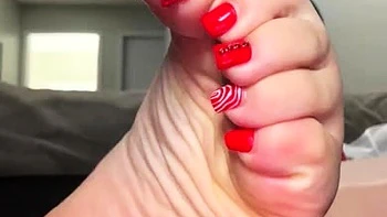 Amateur hottie solo masturbation