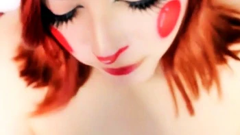 Jocy Cosplay – Pomni (Video)