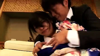 Amateur Japanese Threesome