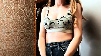 Cheating Girl's Interrupted Blowjob Leads to Creampie