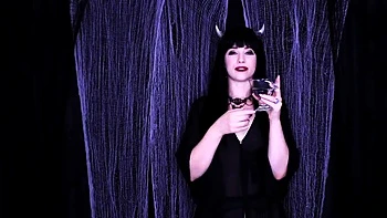 BrookelynneBriar Summoning A Succubus