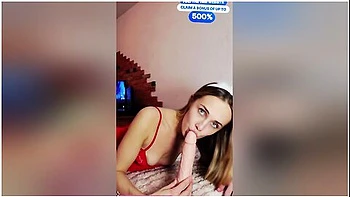 Krasnaya Koroleva Igraet Sos Voei Kiiskoi