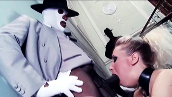 Horny blondie gets double fucked