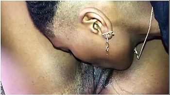 Lesbian Pussy Eating