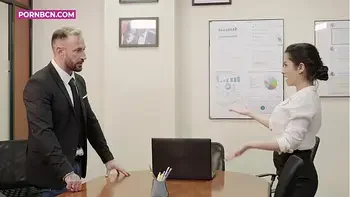 Hot bitch mature latina fucking with the young boy of the office with a big cock Bianka Blue, Tommy Cabrio anal rough real sex by PORNBCN 4K