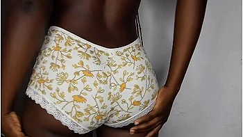 King Nasir In Stepmom Wears Biking To Show Cheating Boyfriend