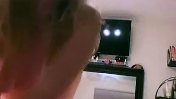 amateur blonde solo webcam