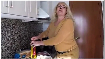 La Mature Fina And Her Huge Tits Are A Gift!