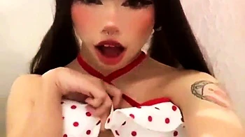 Mature asians up close toy and fingering masturbation action